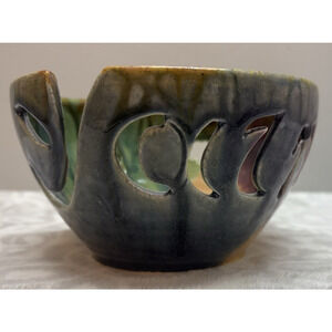 Blue Room Pottey rHandcrafted Glazed Knitting Crochet Yarn Pottery Bowl Brown 6"